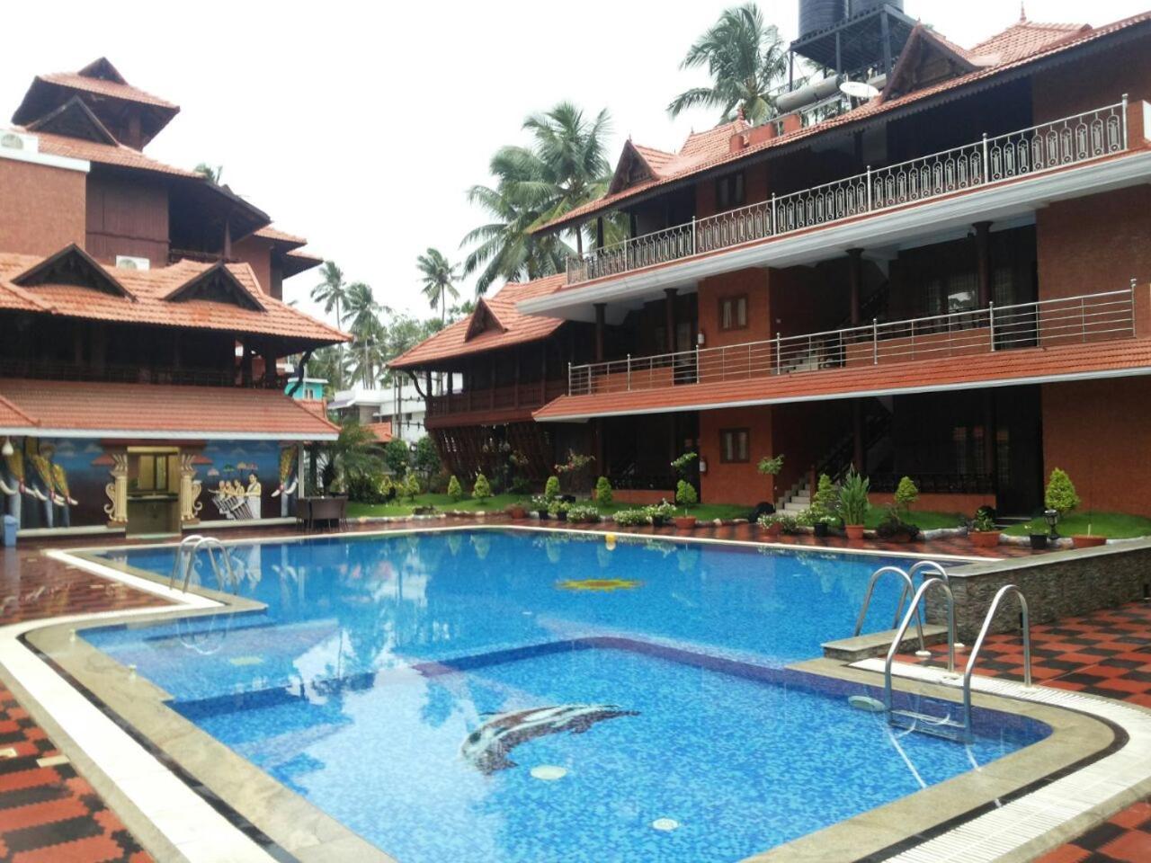 Nikhil Ayurvedic Heritage Hotel Varkala Esterno foto