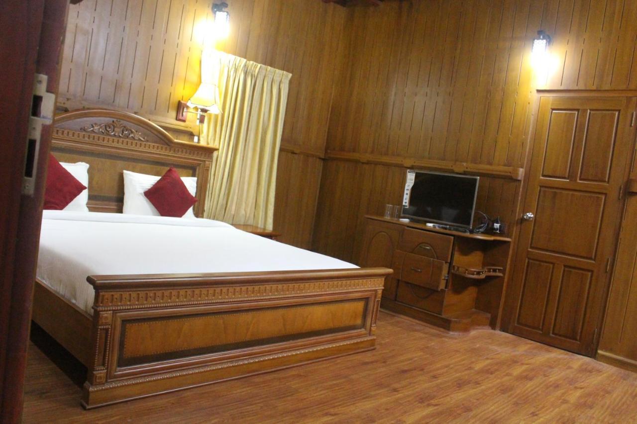 Nikhil Ayurvedic Heritage Hotel Varkala Esterno foto