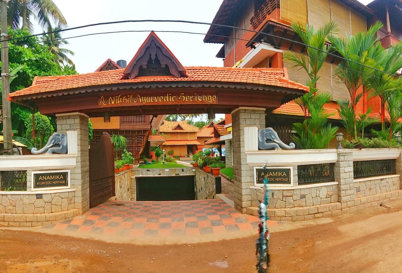 Nikhil Ayurvedic Heritage Hotel Varkala Esterno foto