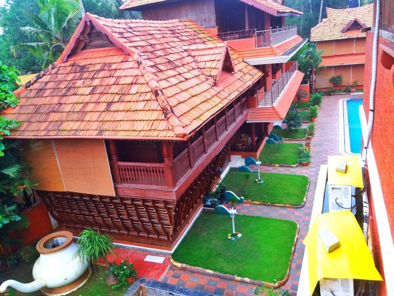 Nikhil Ayurvedic Heritage Hotel Varkala Esterno foto