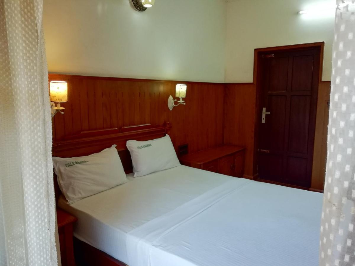 Nikhil Ayurvedic Heritage Hotel Varkala Esterno foto